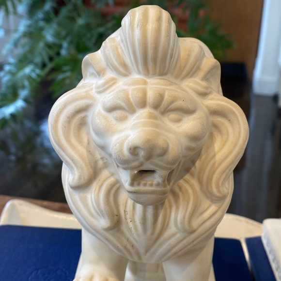 Vintage Chinese Foo Dog Ceramic Bisque Statues - Bookends - Shelf Decor - Picture 10 of 13